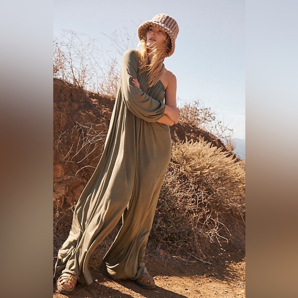 Free People Sunday Stroll NWT, never worn